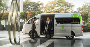 shuttle hotel sewa hiace premio